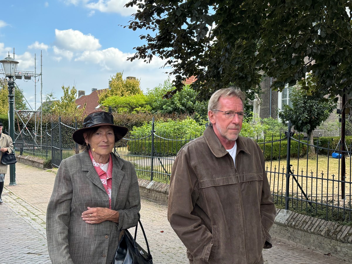 Dorpsgeheimen 100 jaar