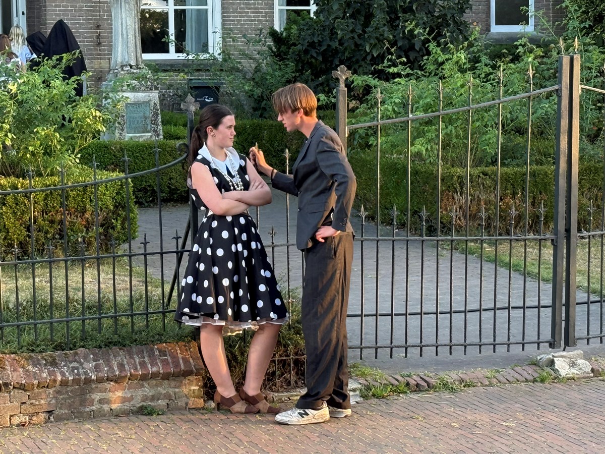 Dorpsgeheimen 100 jaar