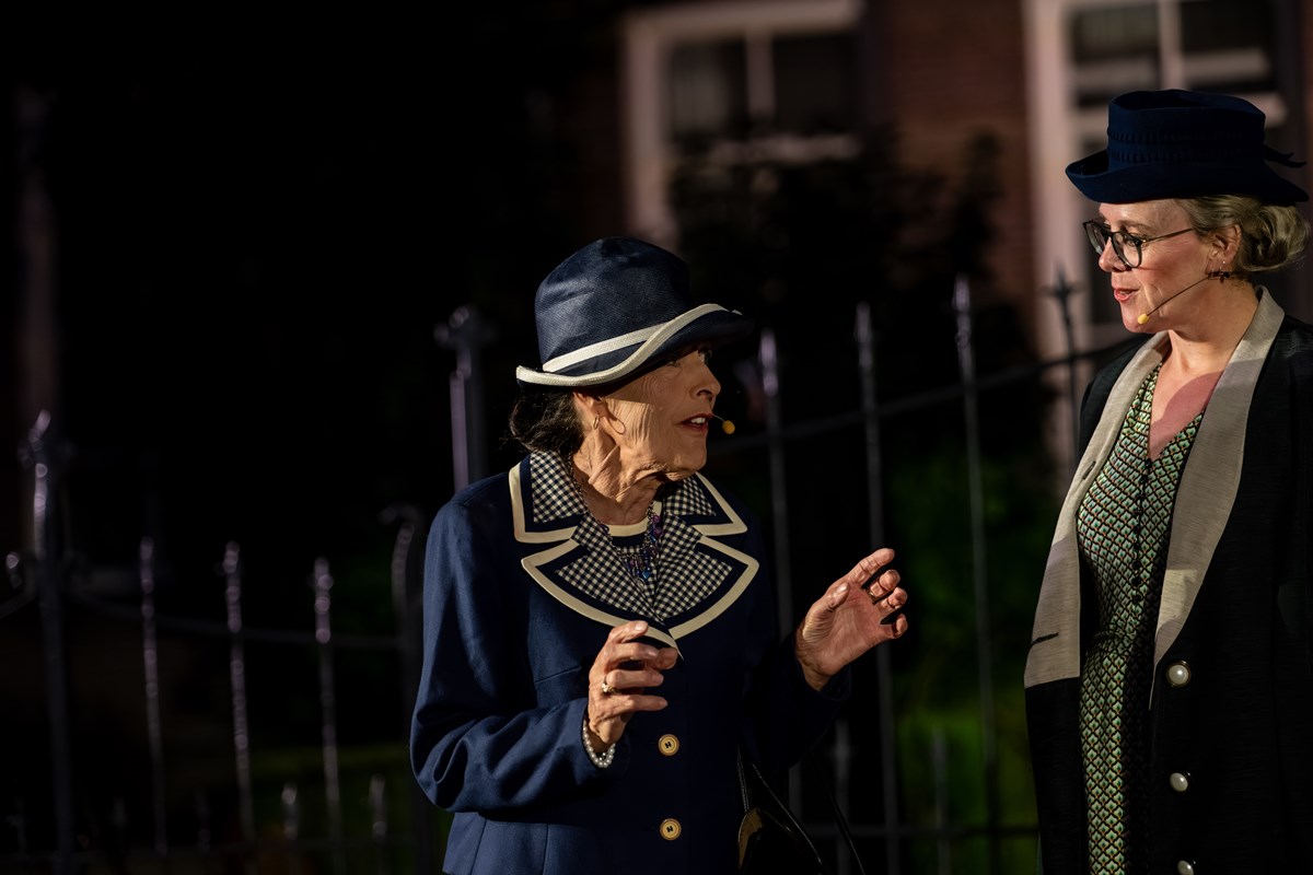 Dorpsgeheimen 100 jaar EMM