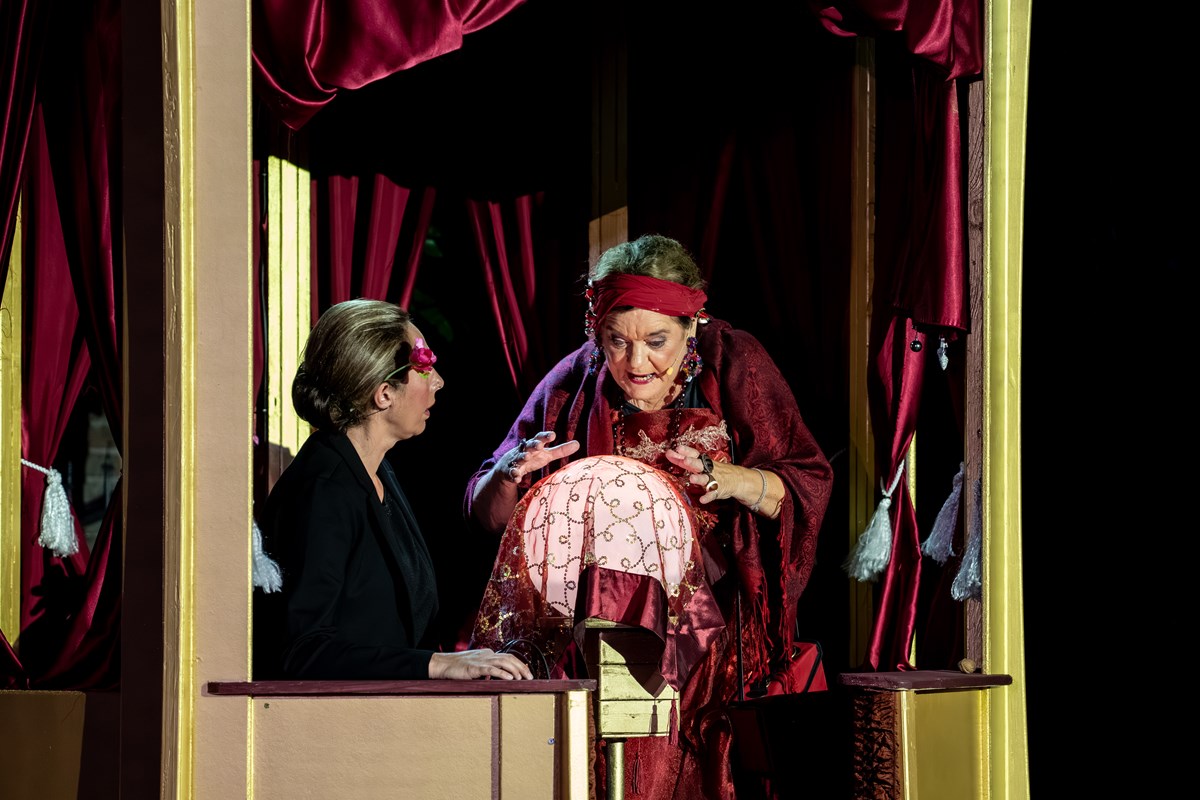 Dorpsgeheimen 100 jaar EMM